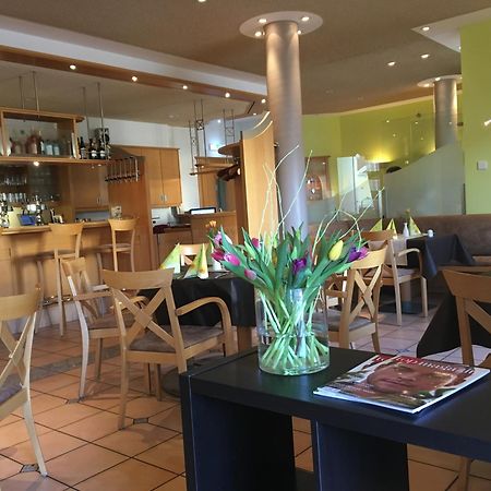Warias Hotel & Restaurant Braunsbedra Экстерьер фото