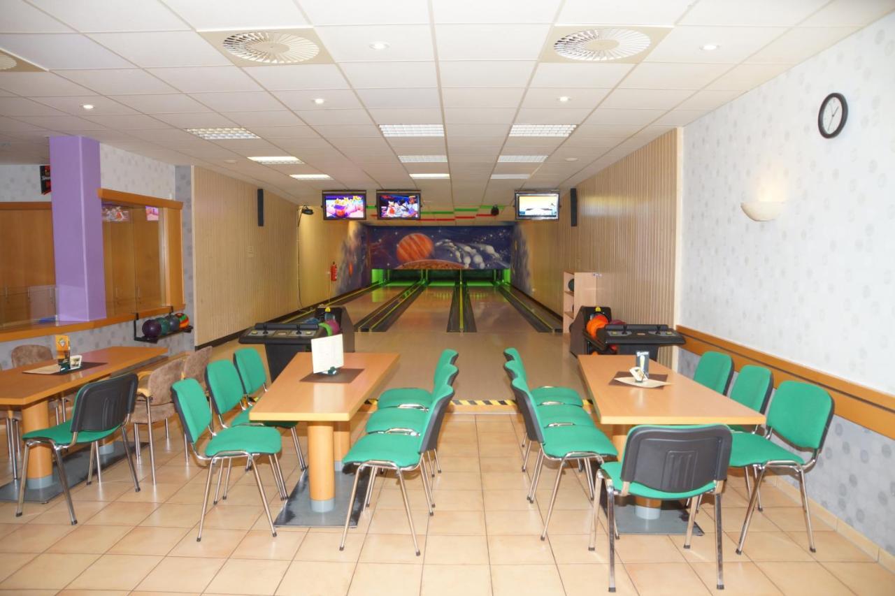 Warias Hotel & Restaurant Braunsbedra Экстерьер фото