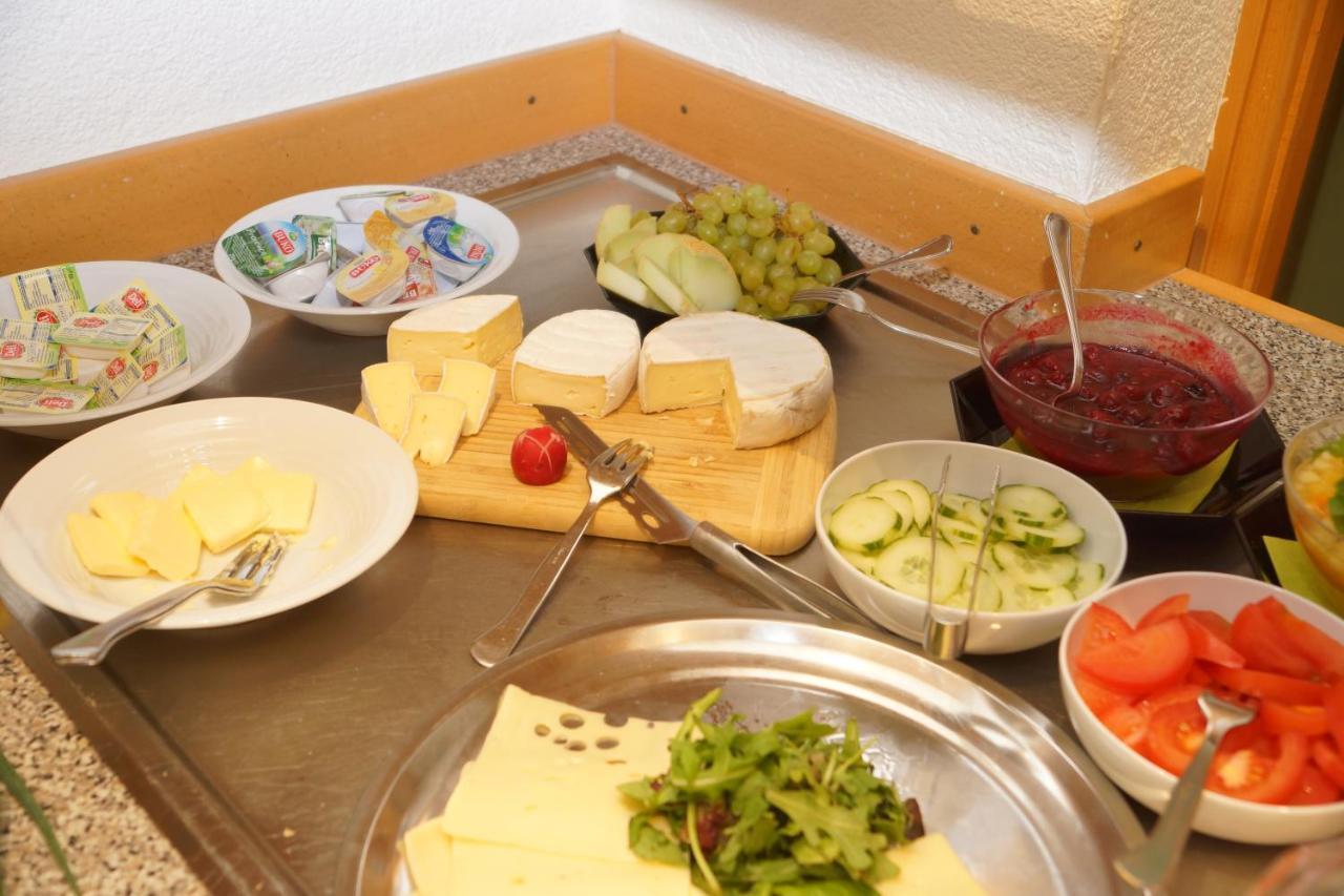 Warias Hotel & Restaurant Braunsbedra Экстерьер фото
